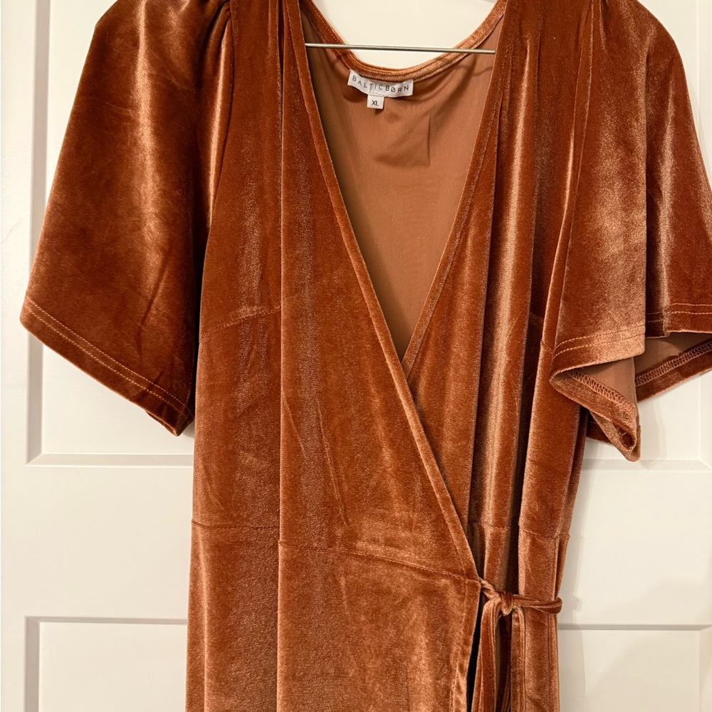 Baltic Born wrap dress size XL - Picture 2 of 4
